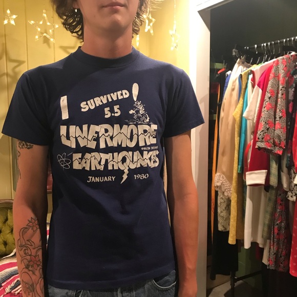 Vintage Tops - Vintage I survived t-shirt